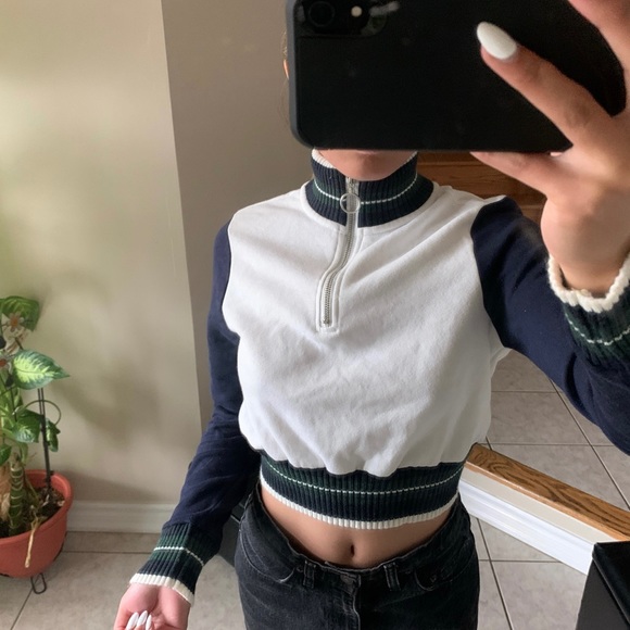 Garage Crop Quarter Zip - Picture 2 of 3